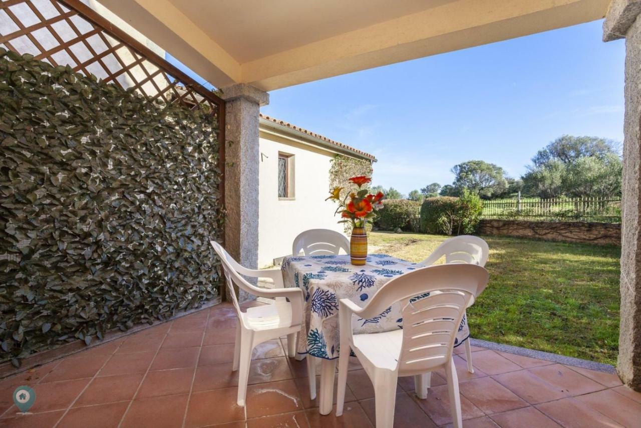 Villino Funtana Bilo Lägenhet San Teodoro  Exteriör bild