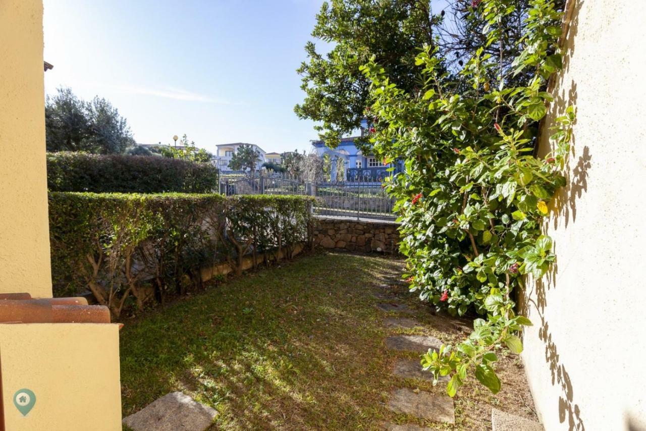 Villino Funtana Bilo Lägenhet San Teodoro  Exteriör bild