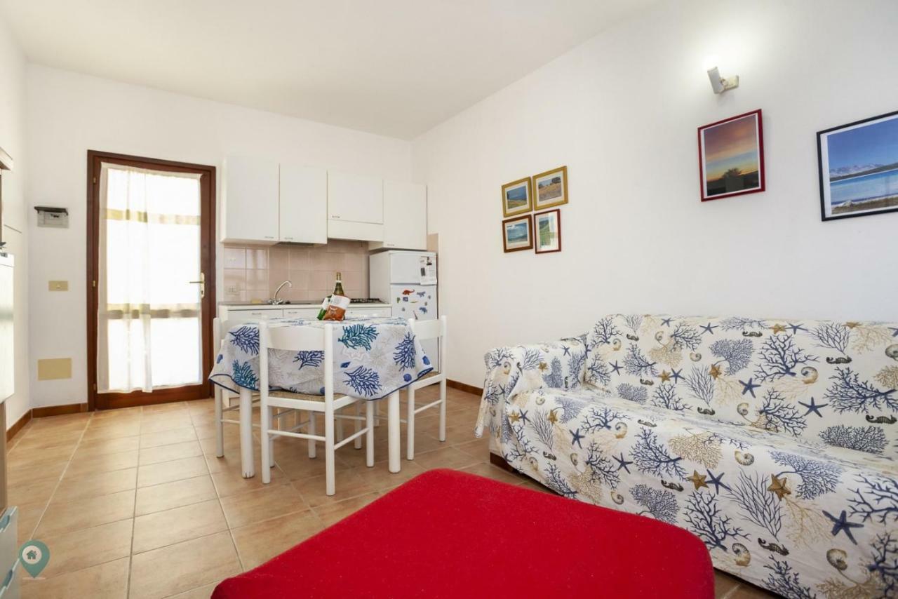 Villino Funtana Bilo Lägenhet San Teodoro  Exteriör bild